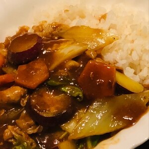 冬に美味しい☆サツマイモと白菜のカレーライス